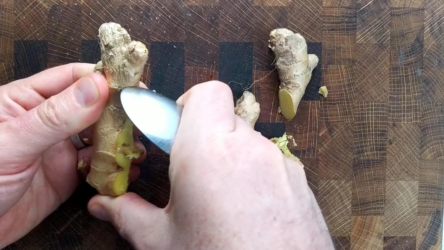 rd corners of a chunk of ginger. Grate or mince the ginger until you have about 1 Tbsp of finely chopped or grated ginger.