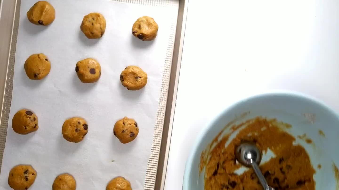 e lightly browned and middle is set.