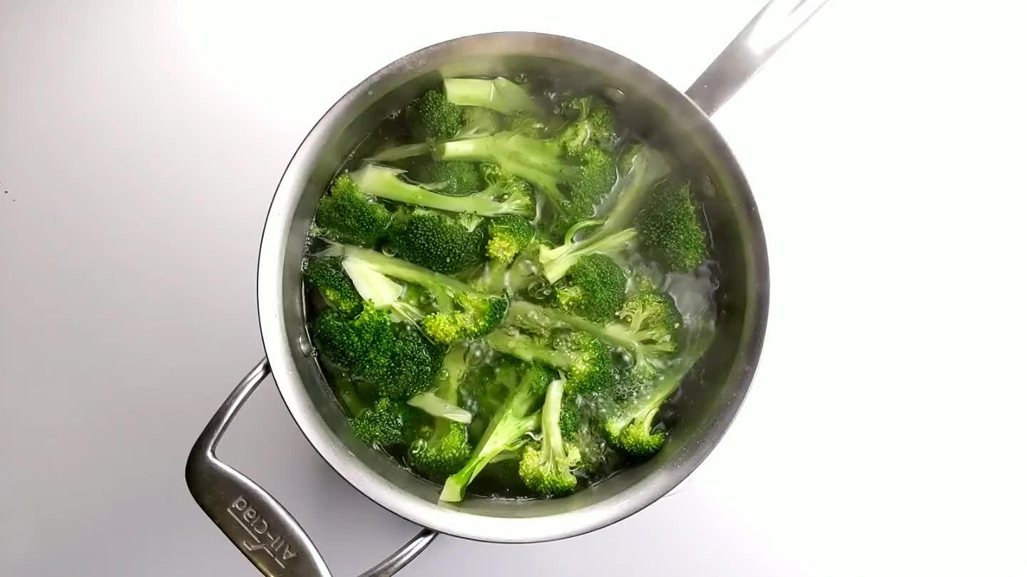 until the broccoli is cooked to the desired tenderness. Then, remove the broccoli from the hot water. Keep in mind that it will continue to cook a little as it cools.