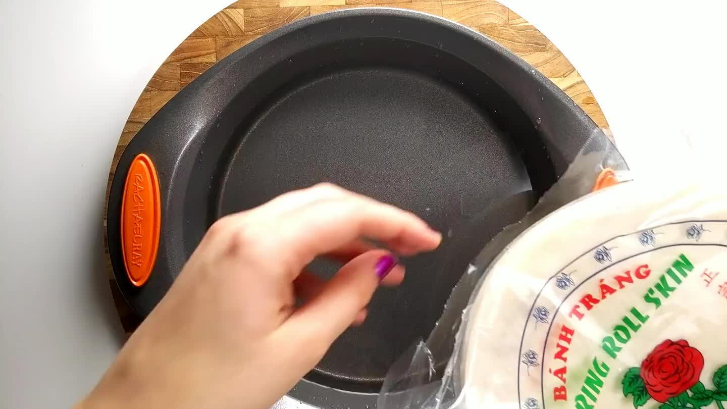 n. Massage the paper lightly with your fingertips until it becomes soft and the ridges dissapear.