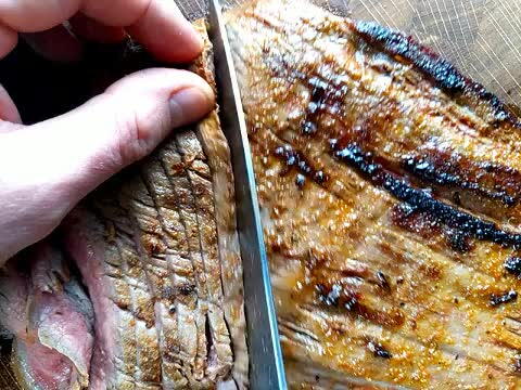 g and tough. By slicing perpendicular to the striations, you end up slicing the muscles thin, resulting in more tender slices of beef.