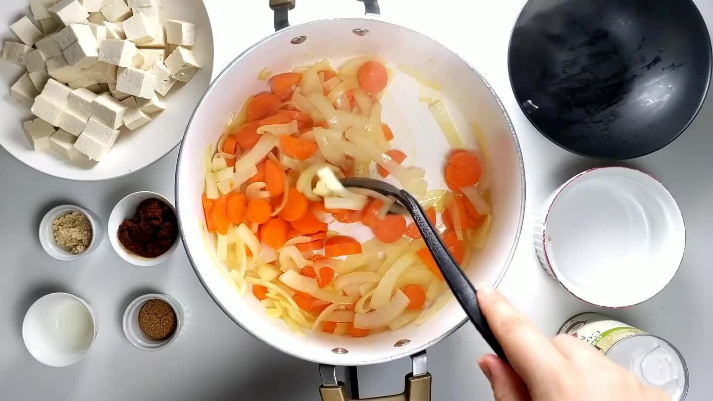 add frozen pepper mix and heat through.