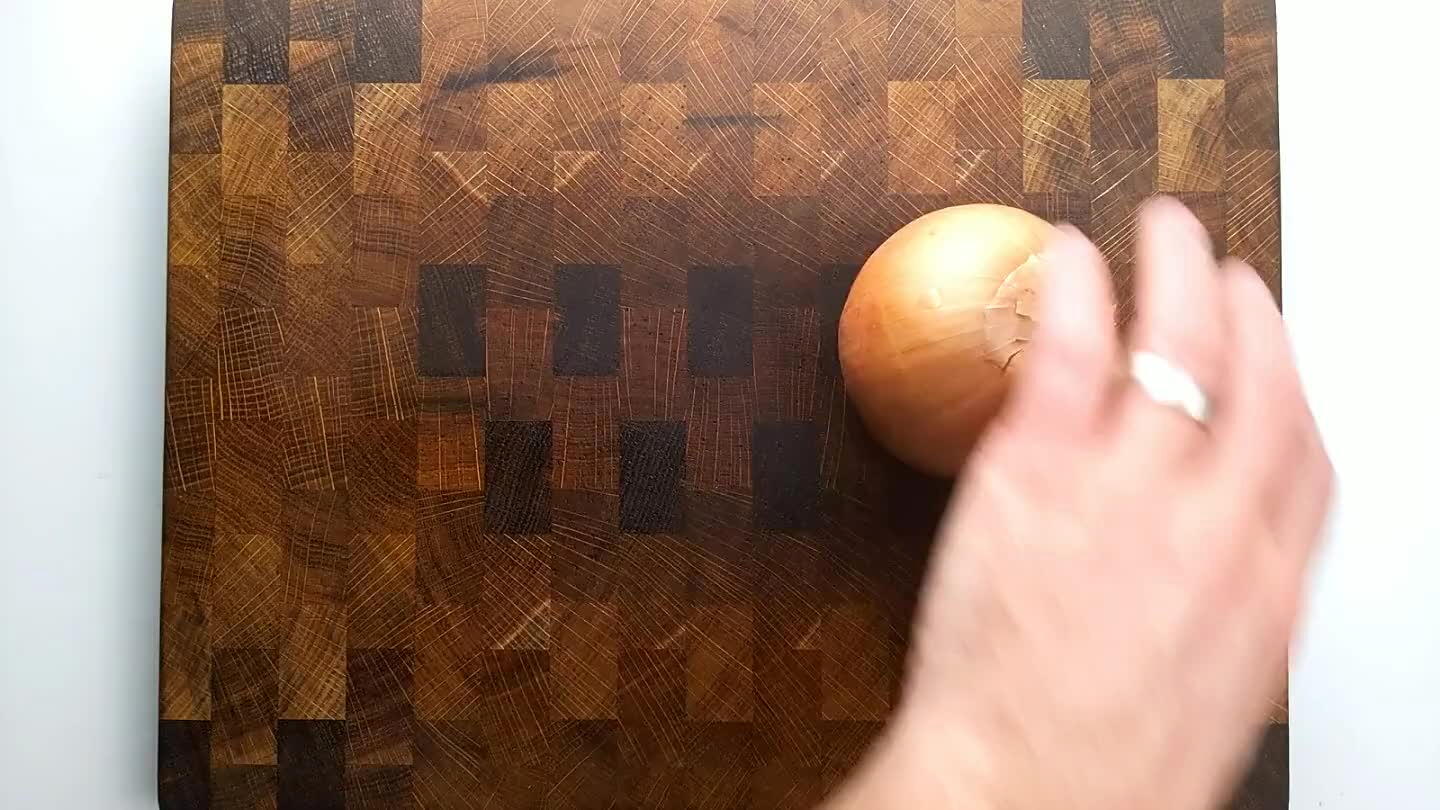 move the peel. Slice into little rainbows.