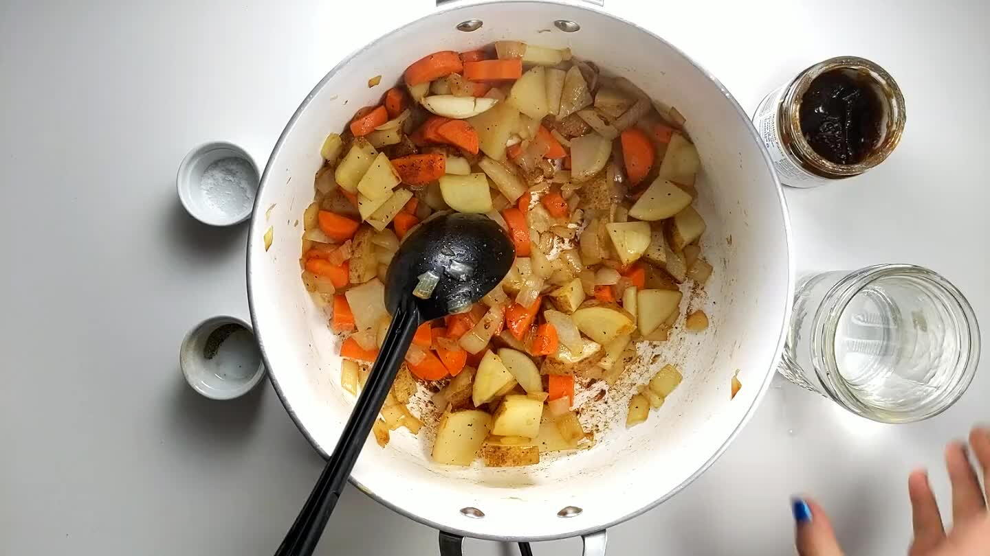 vegetables. Simmer for 10 minutes.