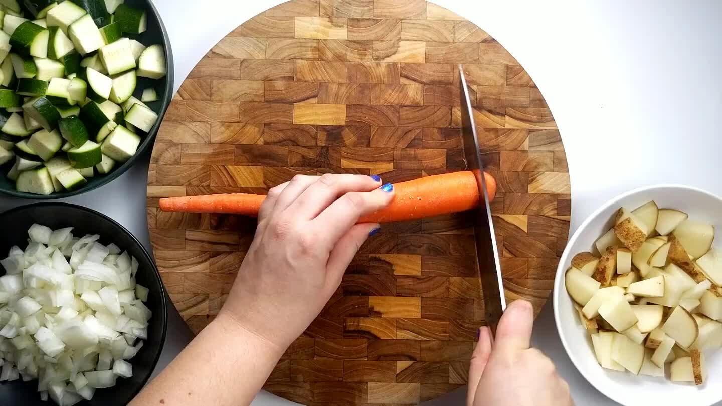 flat on the cutting board. Chop into thin slices.