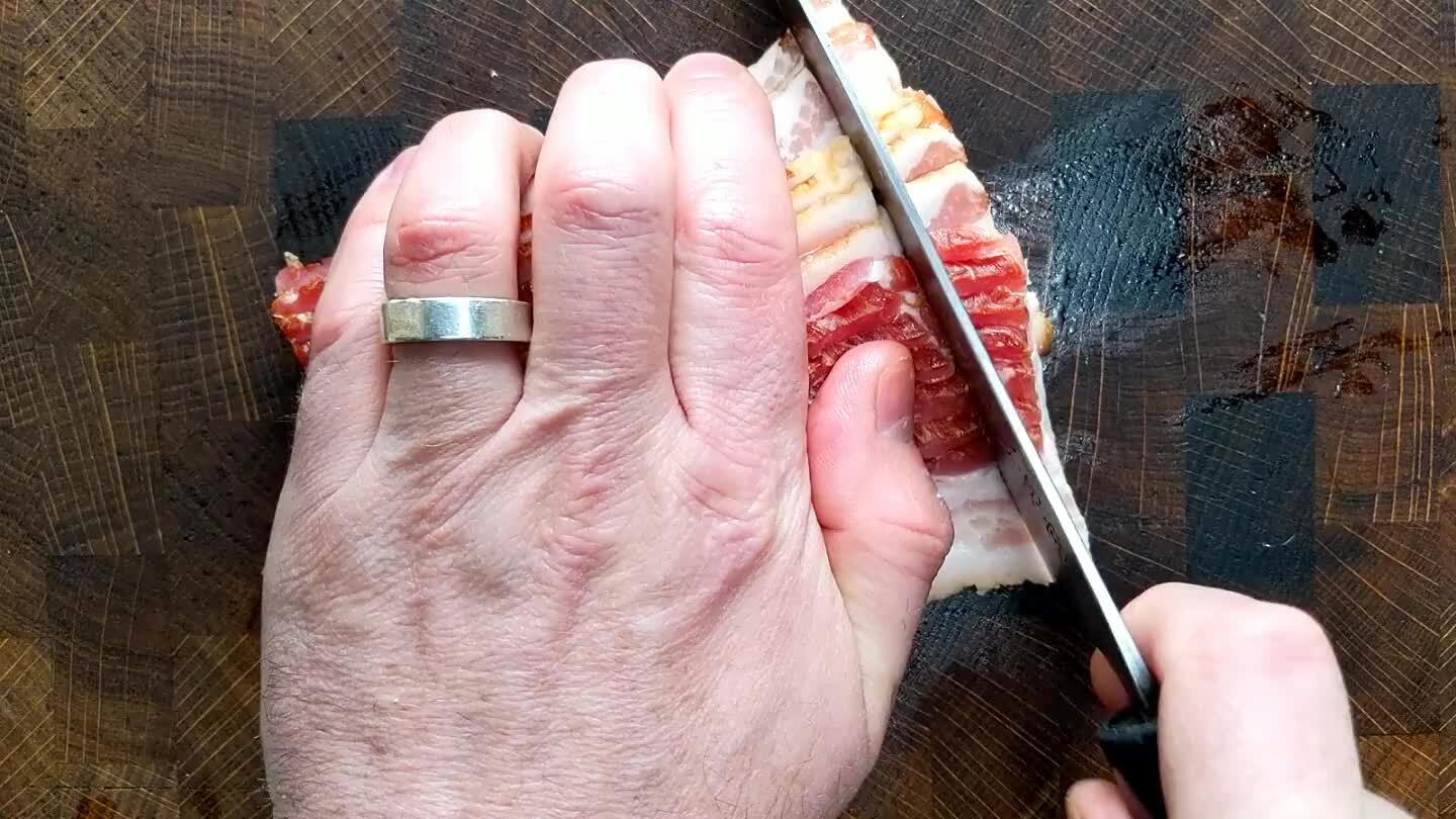 bout ¼ cup). Bring to a simmer over high. Reduce heat and cook, stirring often, until the water evaporates and the bacon is crisp. Drain on paper towels to remove excess grease.
