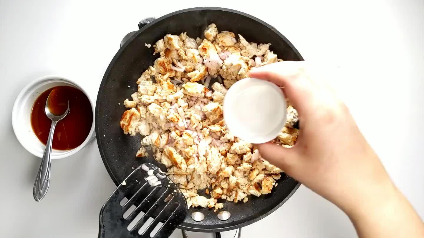 eat and pour in the sauce. Mix to incorporate.