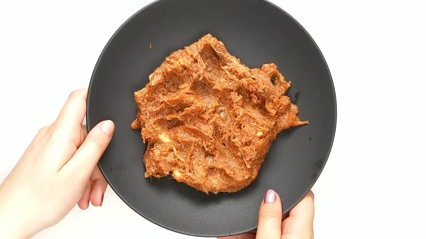 try to make your own pulled pork, follow the recipe below!