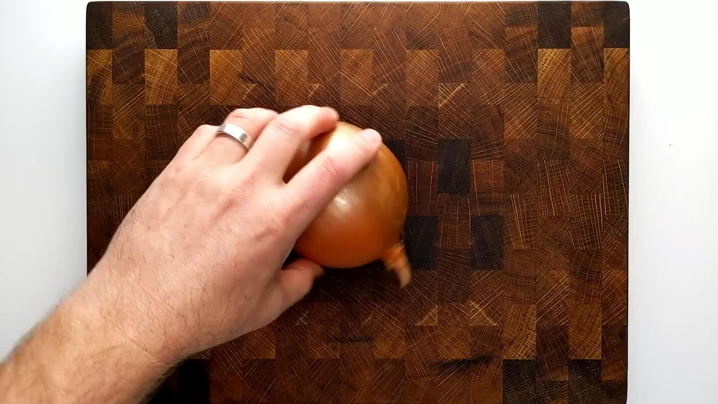 outer paper. Grate the onion on a standard box grater.