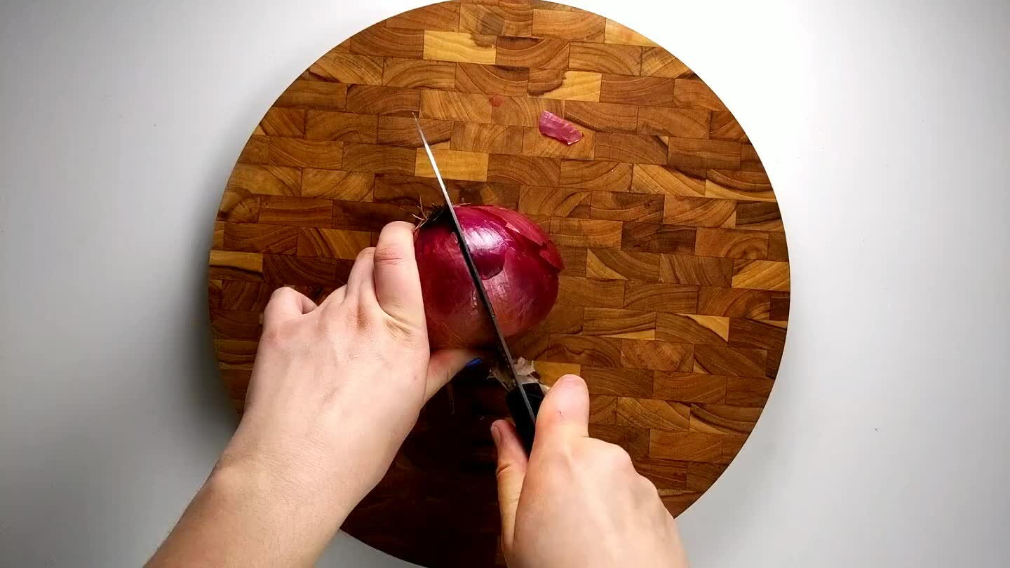 e core outwards, you end up with slices of red onion that are nice for a saute.