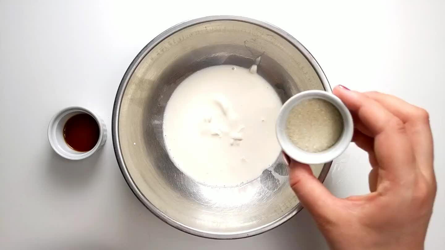 hand mixer to speed up the process. Add the vanilla and sugar to the cream and whisk.