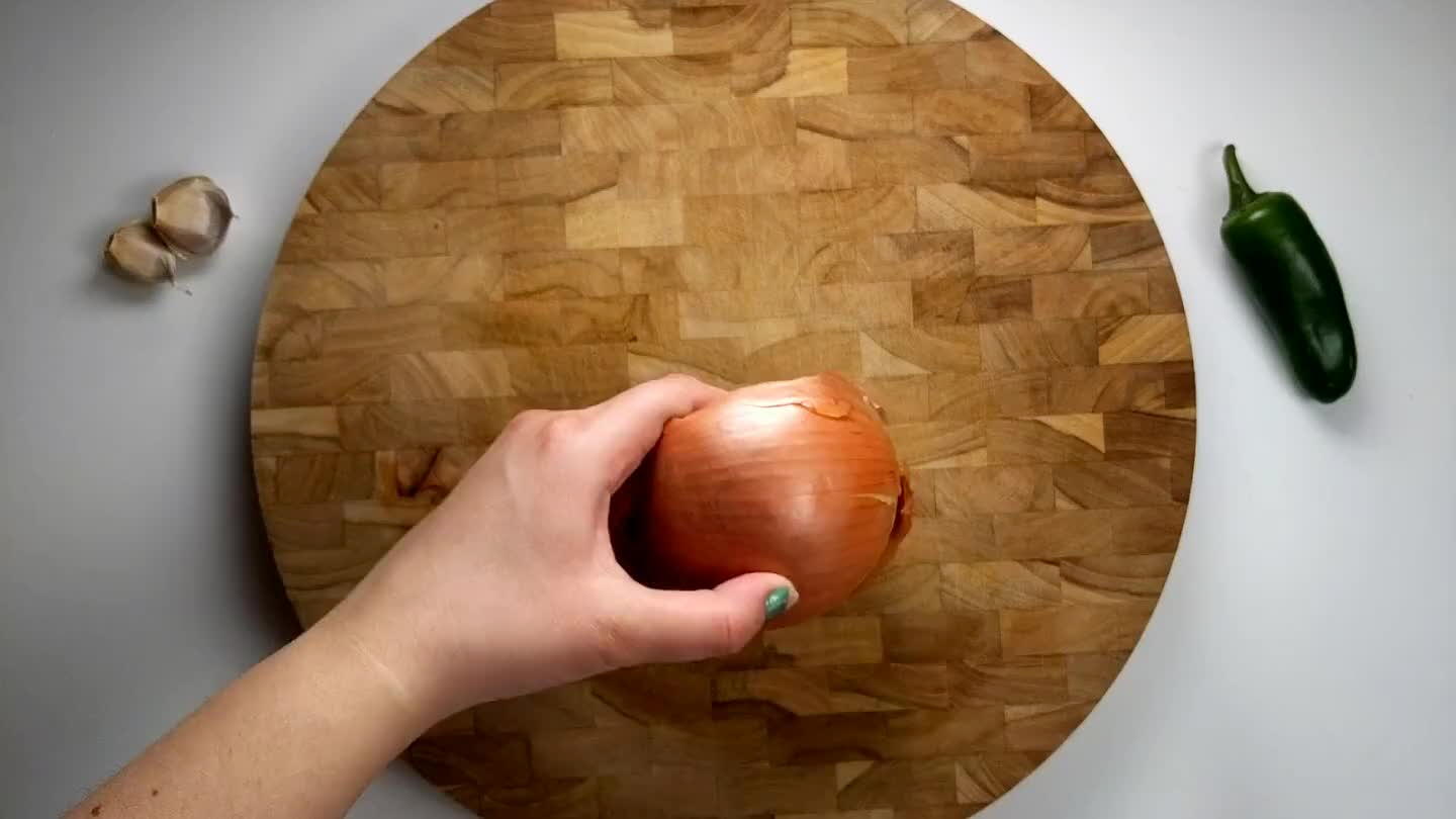 t. Slice across again to dice the onion.