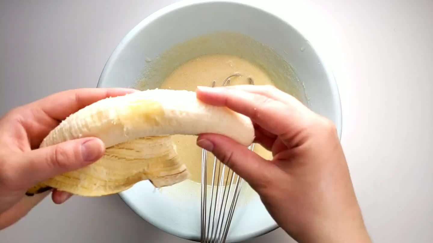 hunks of banana in my bread. If you prefer you can also mash in a separate bowl before adding to the batter to get a pureed texture.