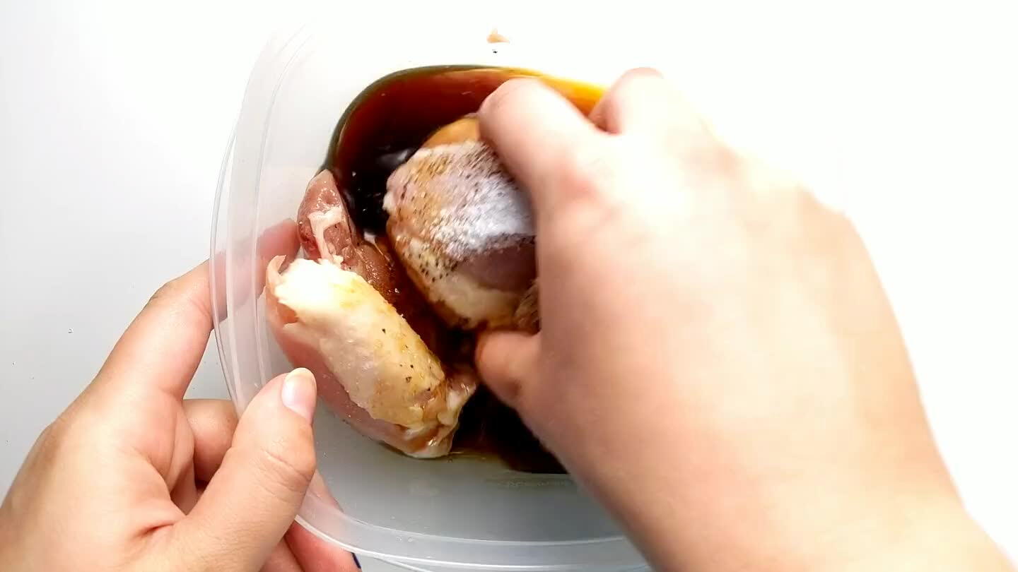 fridge to marinate while you prepare the other ingredients, about 15 minutes. Feel free to marinate for longer or overnight.