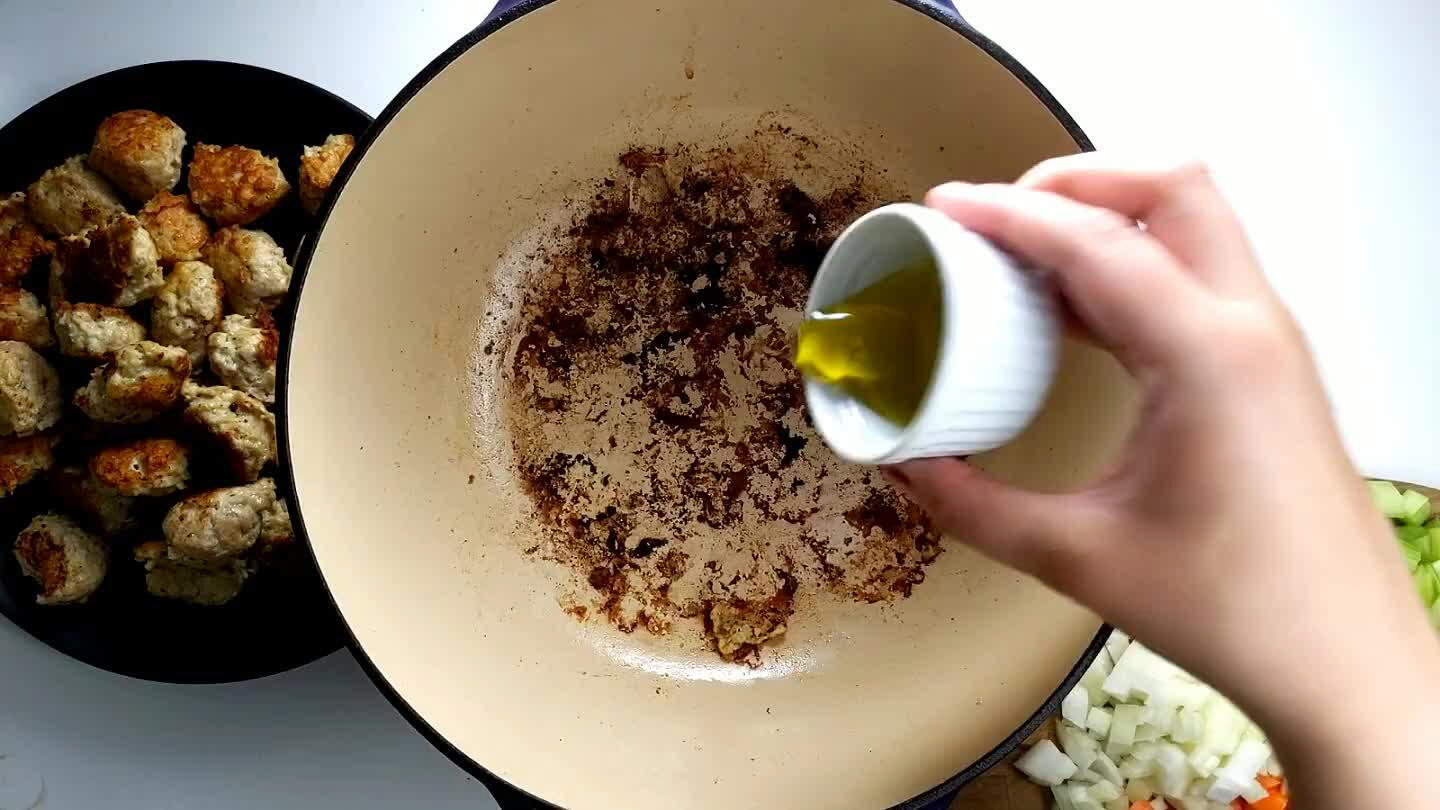 s, garlic, and thyme.
