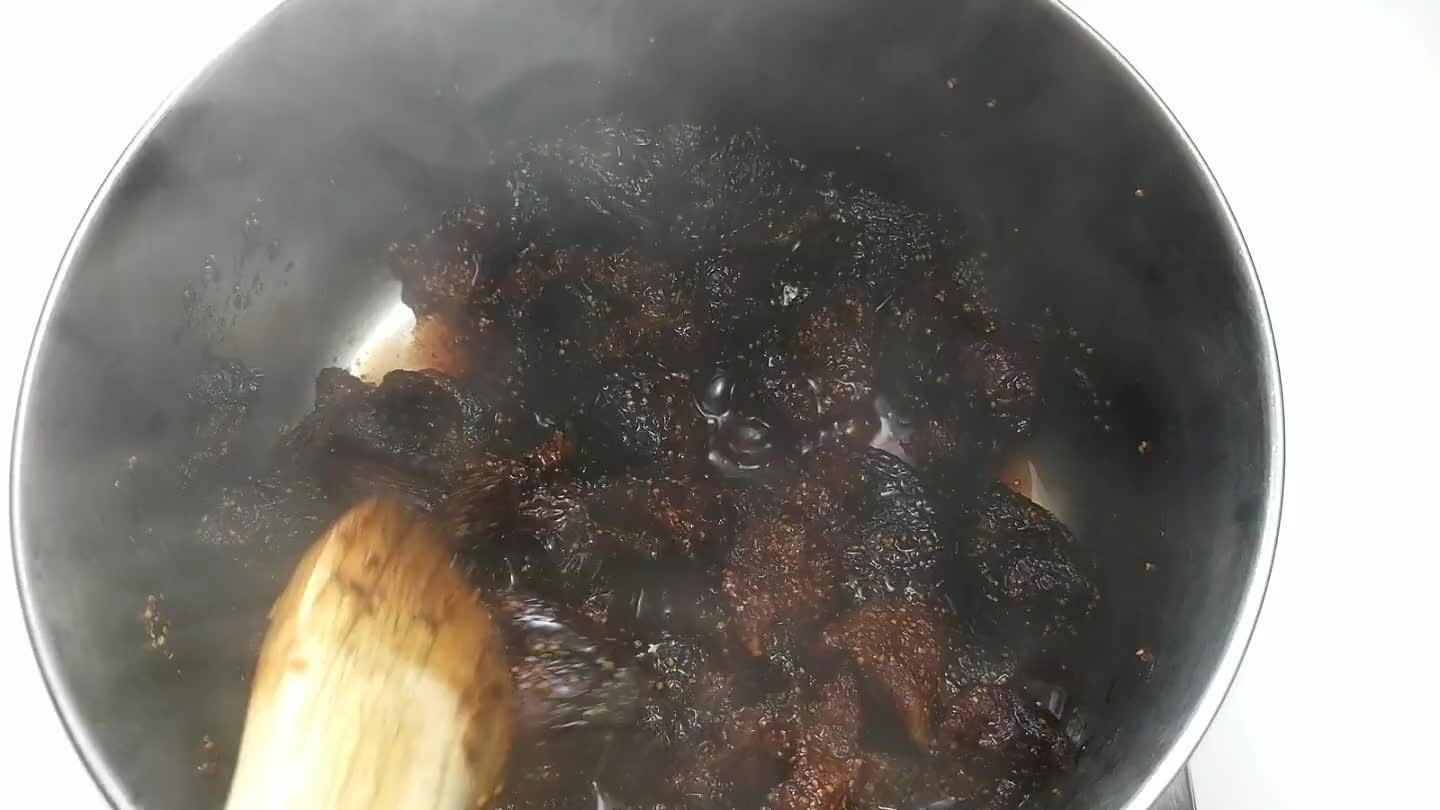 h the figs as they cook.