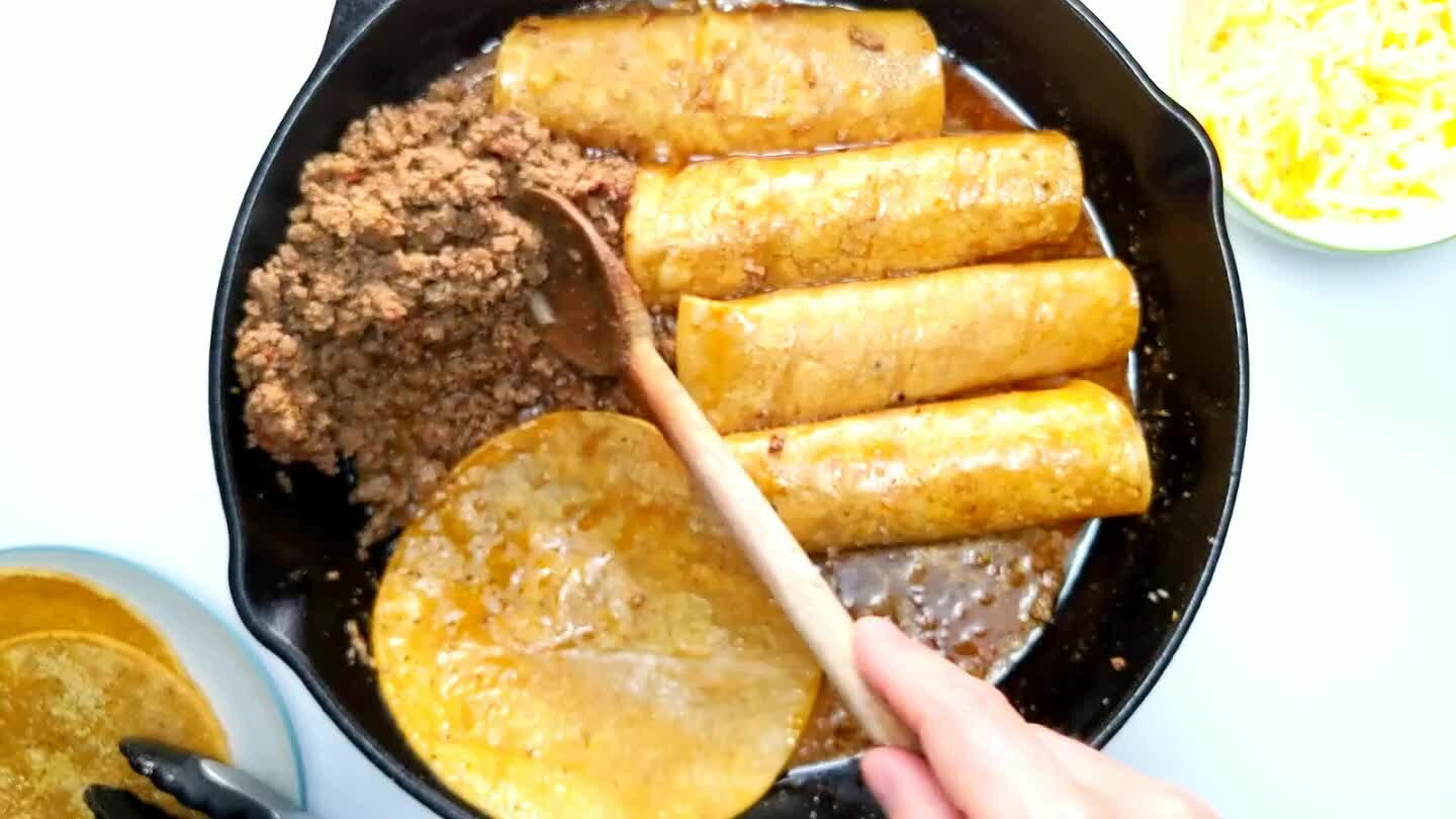 e left, spoon it over the top of the enchiladas.
