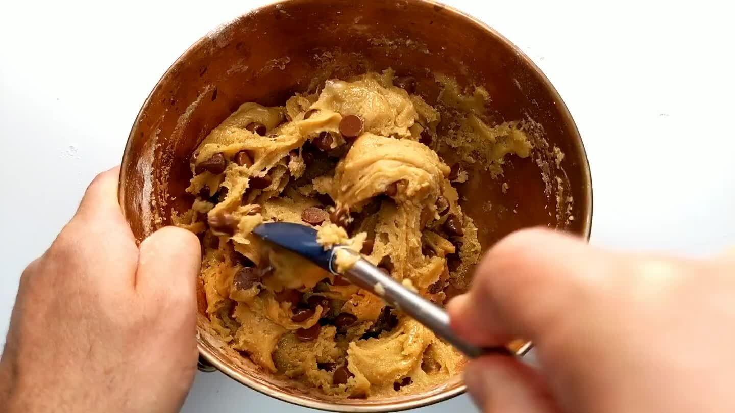 t to, but allowing the dough to rest really takes these cookies to the next level, totally worth it.