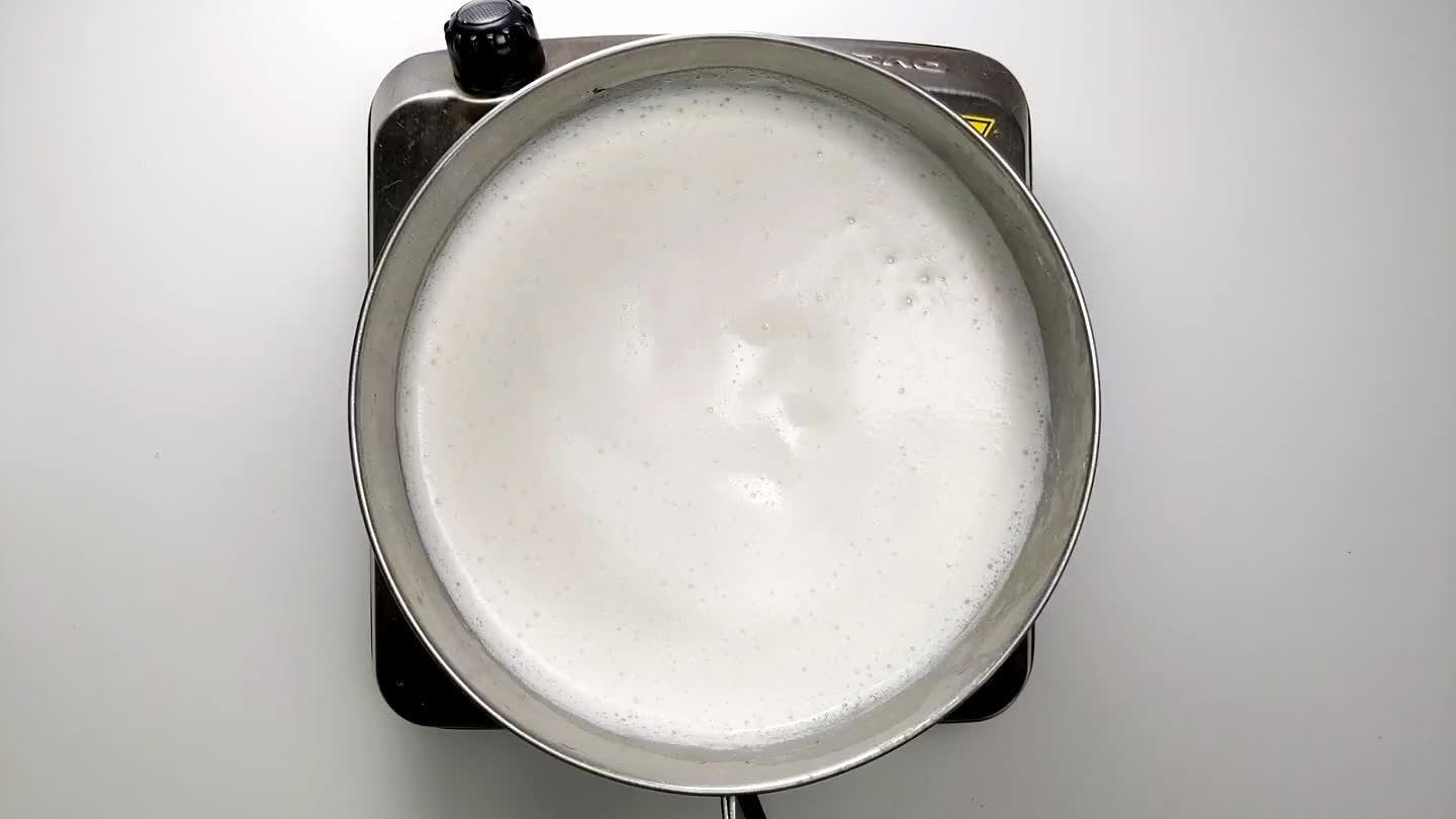 ntly. Cook until tapioca pearls are soft.