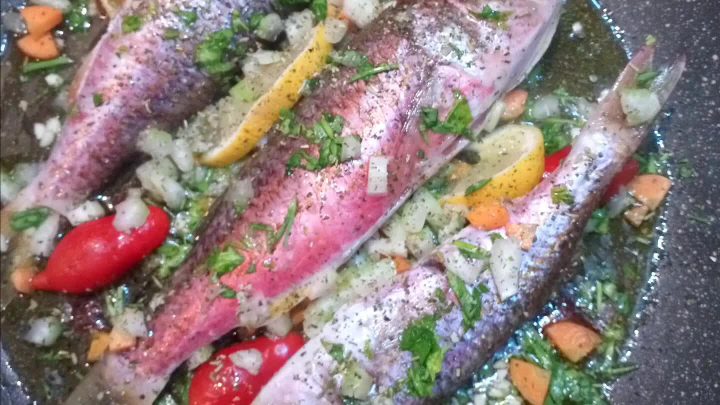 a di olio EVO e qualche granello di sale ...