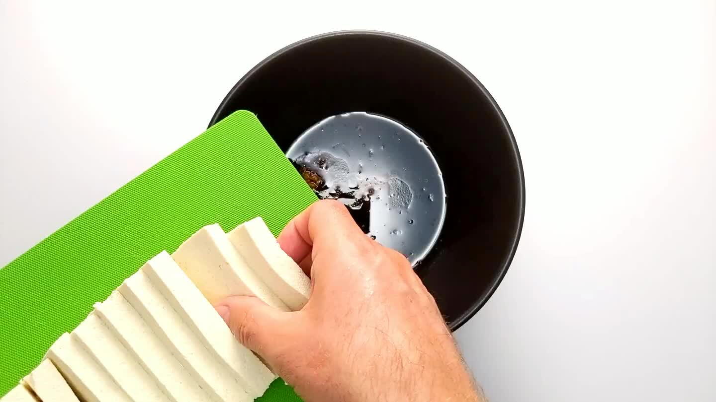 y, you would do this a day ahead of time so that you can let the tofu marinate overnight, but I find that 20 minutes is perfectly accceptable.