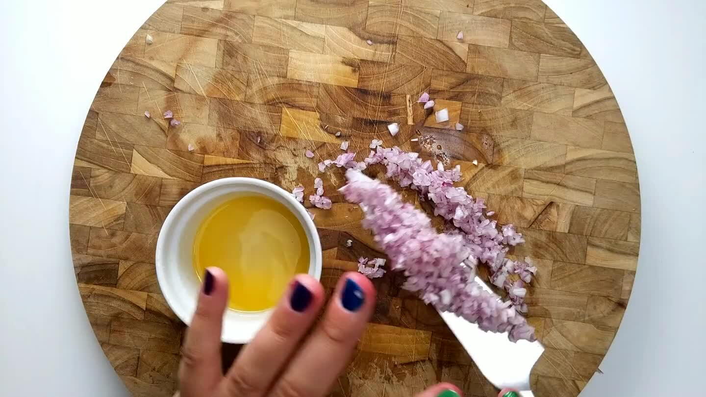 he olive oil and white wine vinegar.