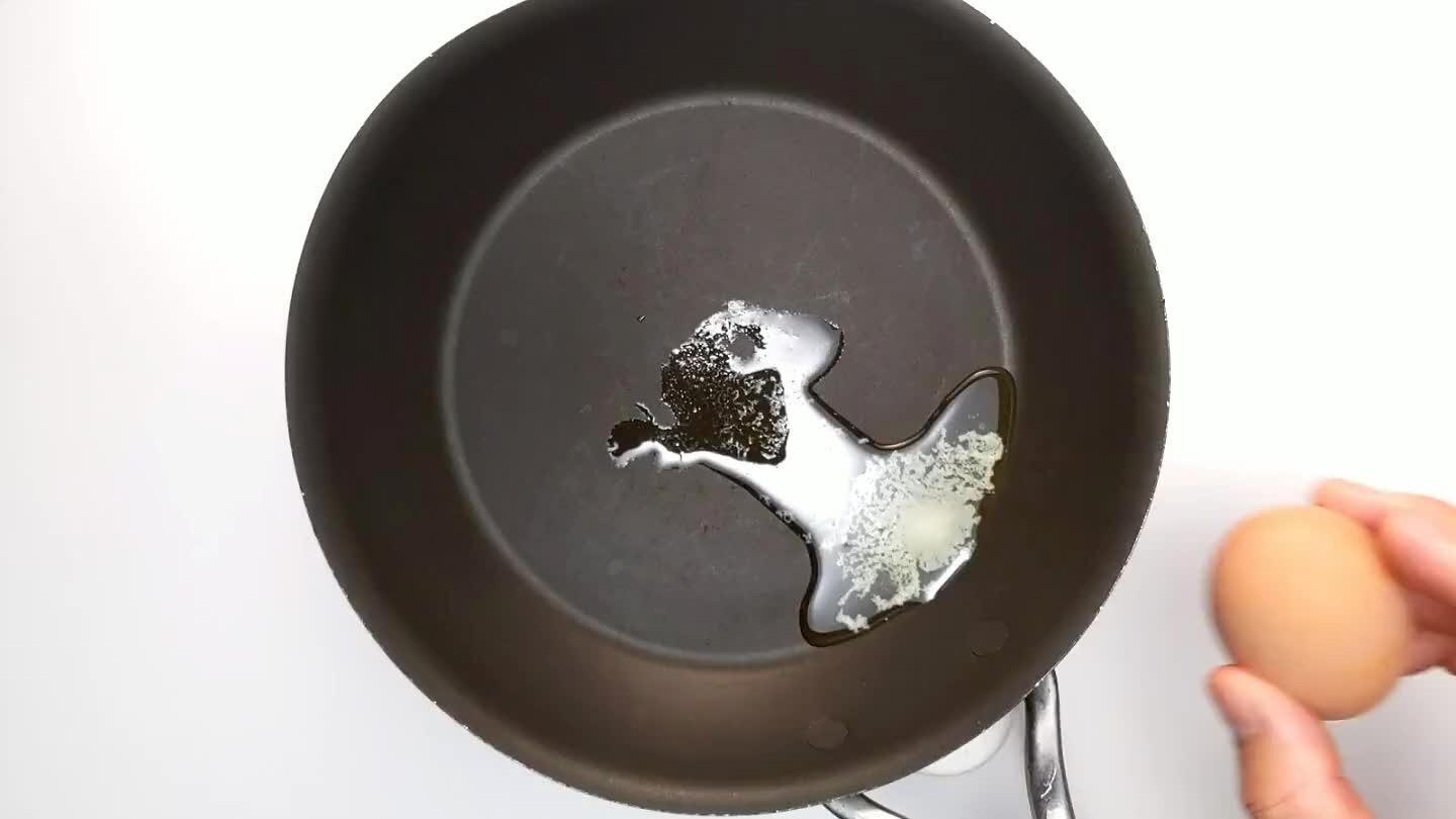 g into the butter as it begins to bubble.