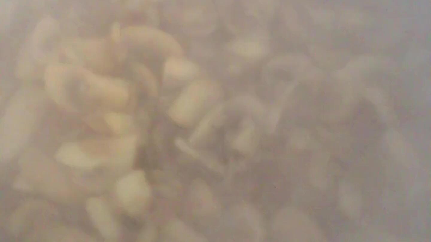make a thinner soup. 3 will make a thicker one. Gradually add the broth.