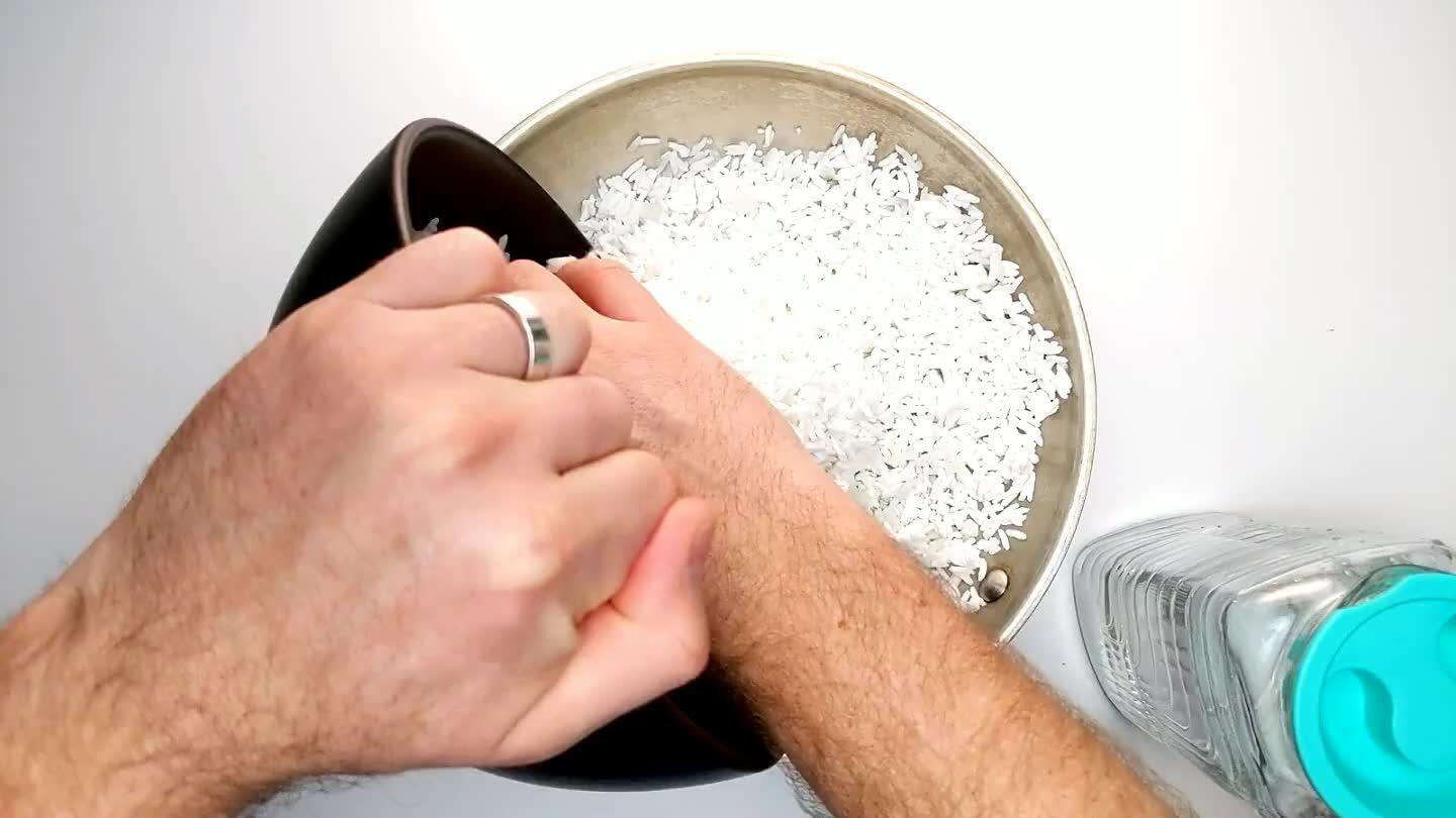 tes, or toss it in a large frying pan with a little water.