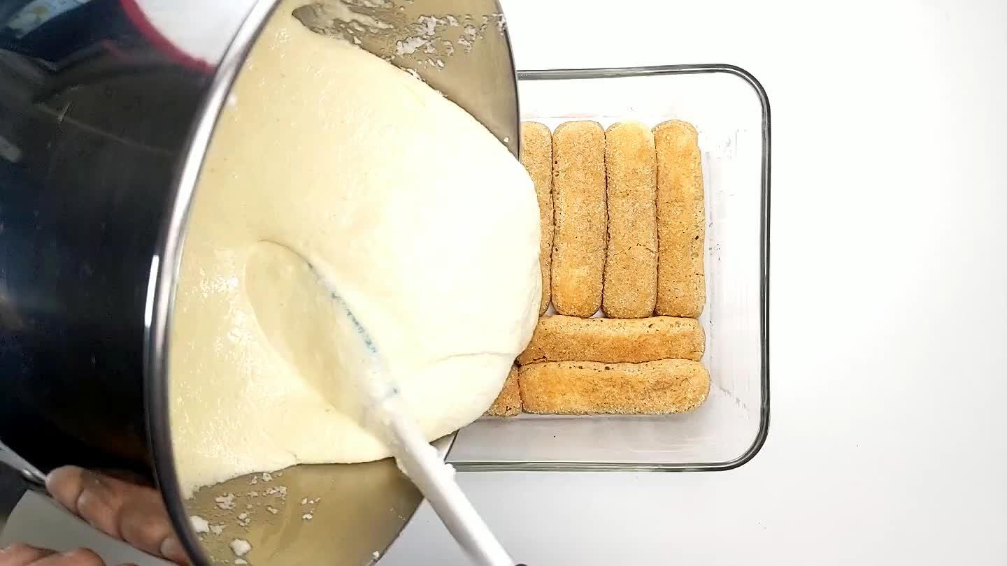 mooth the top with a spatula.