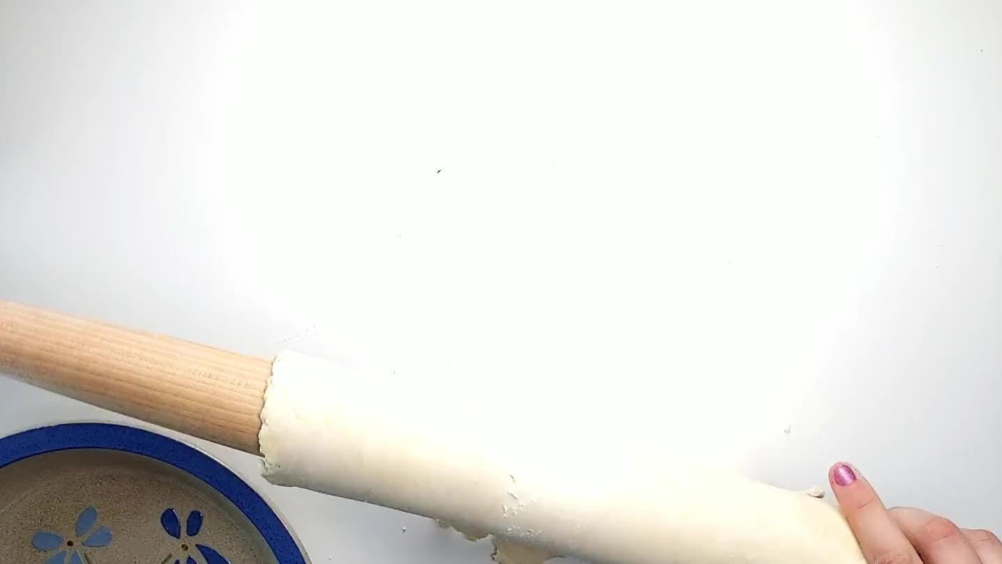 the pan and crimp the edges.