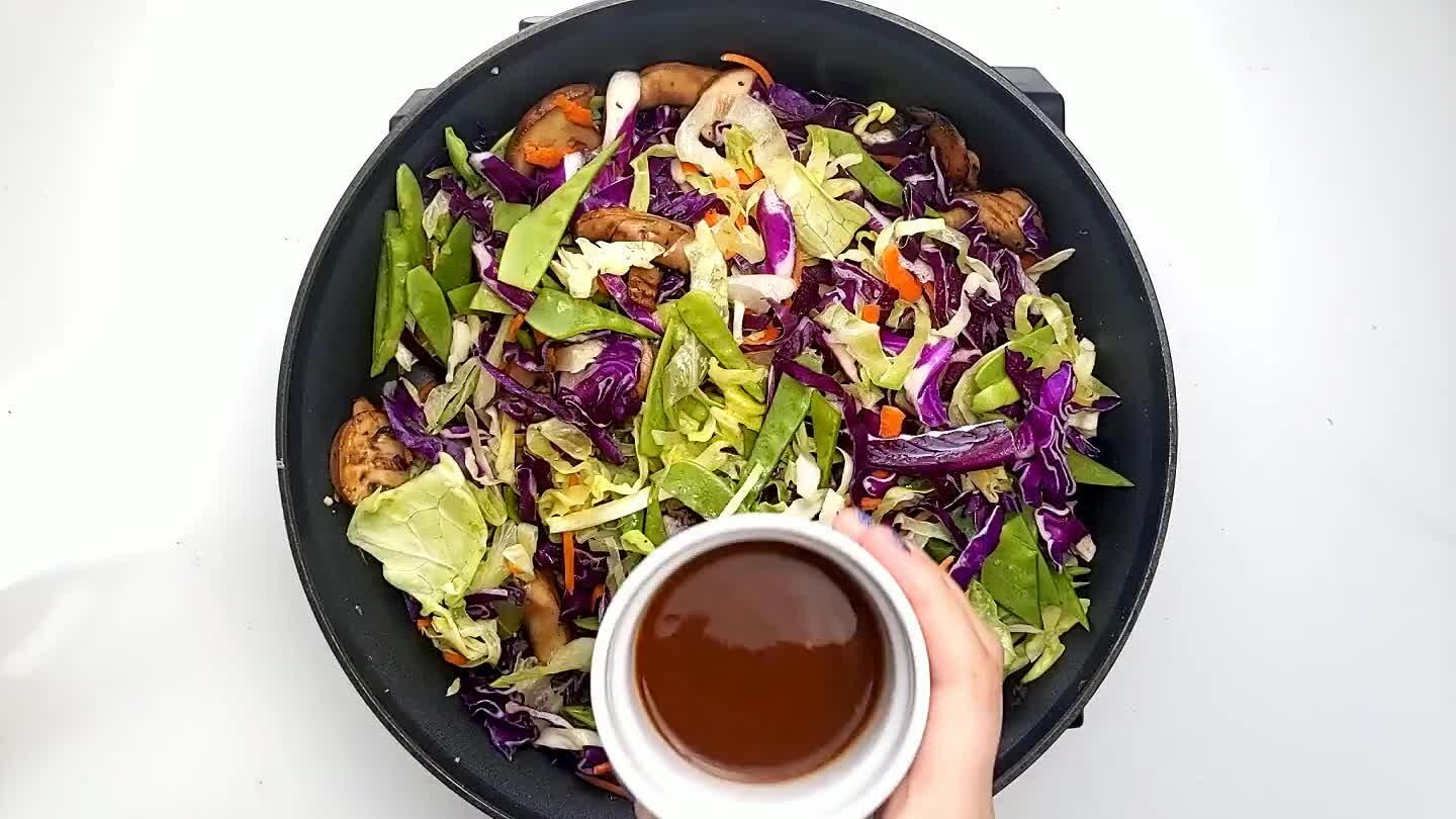 ice vinegar and sesame oil and stir to combine. Add the sauce to the vegetables.