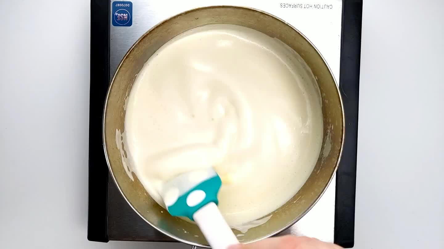 e a trail with your finger on the back of a spoon.