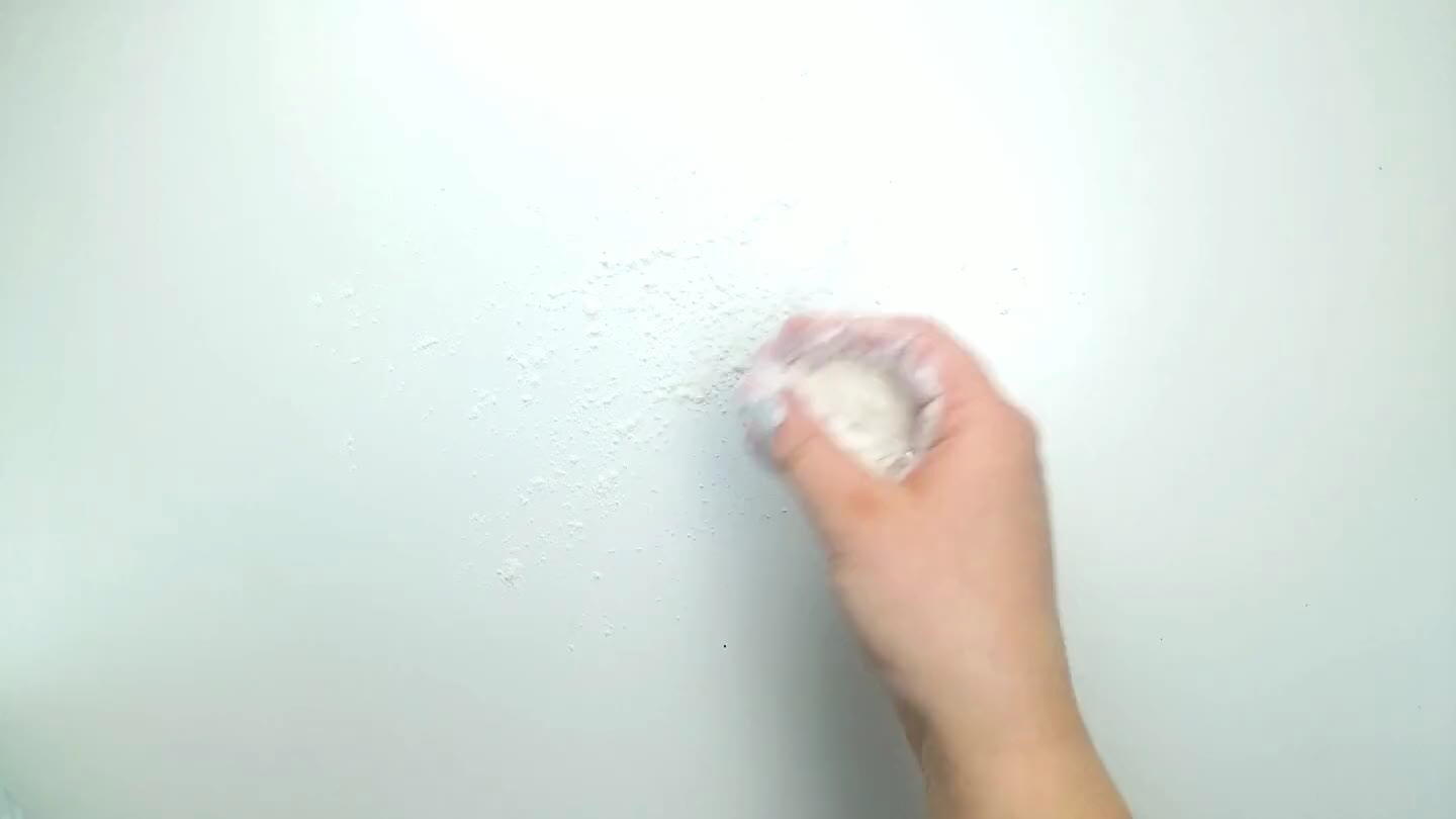 a circle about 1 inch thick.