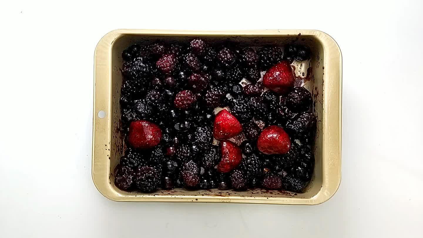 ubbling and starting to caramelize around the edges. If using fresh berries, stick to 10-15 mins of roasting time.