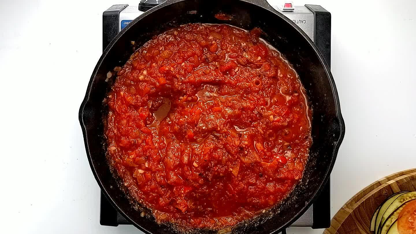 . Finish with a few slices in the middle.