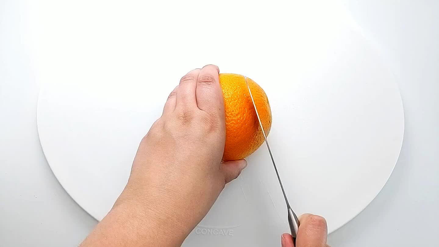 el with the knife so that the fruit is exposed.