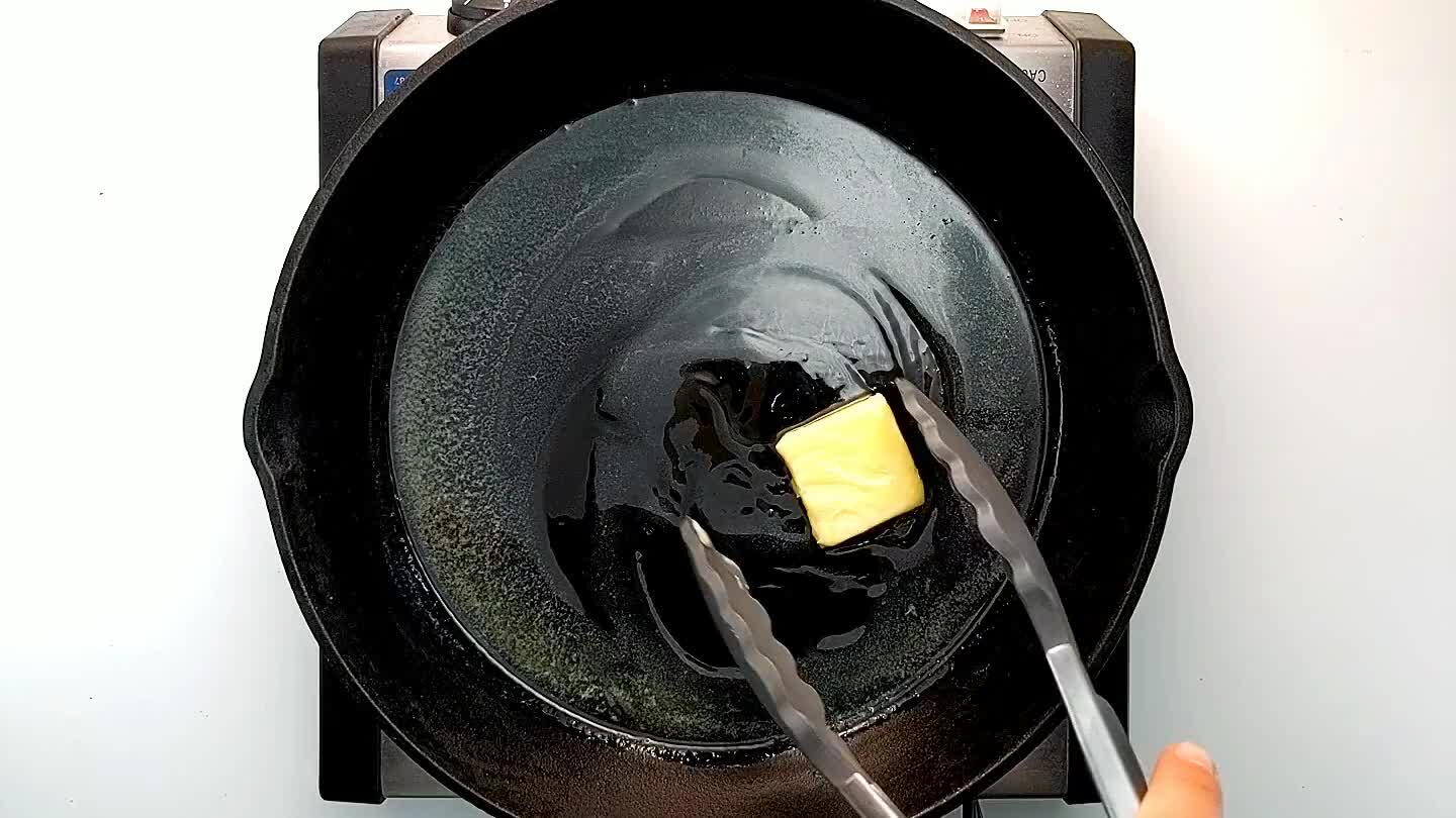e for about 3 minutes or until it smells toasty and turns amber brown. Add a handful of fresh sage leaves and fry until crispy.
