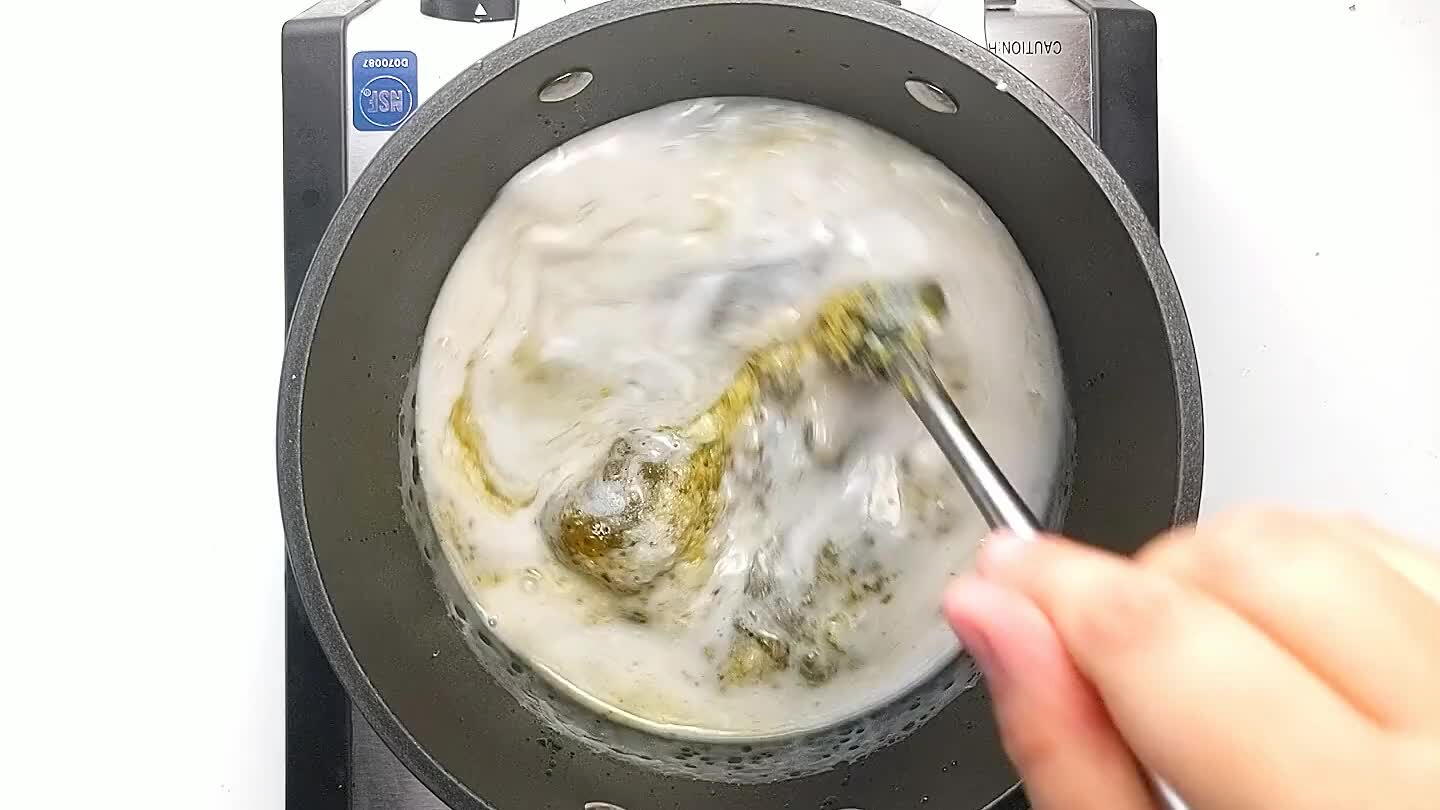 ir until the sauce comes together. Remove from the heat.