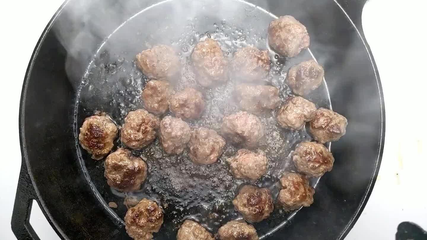 ящие кусочки.