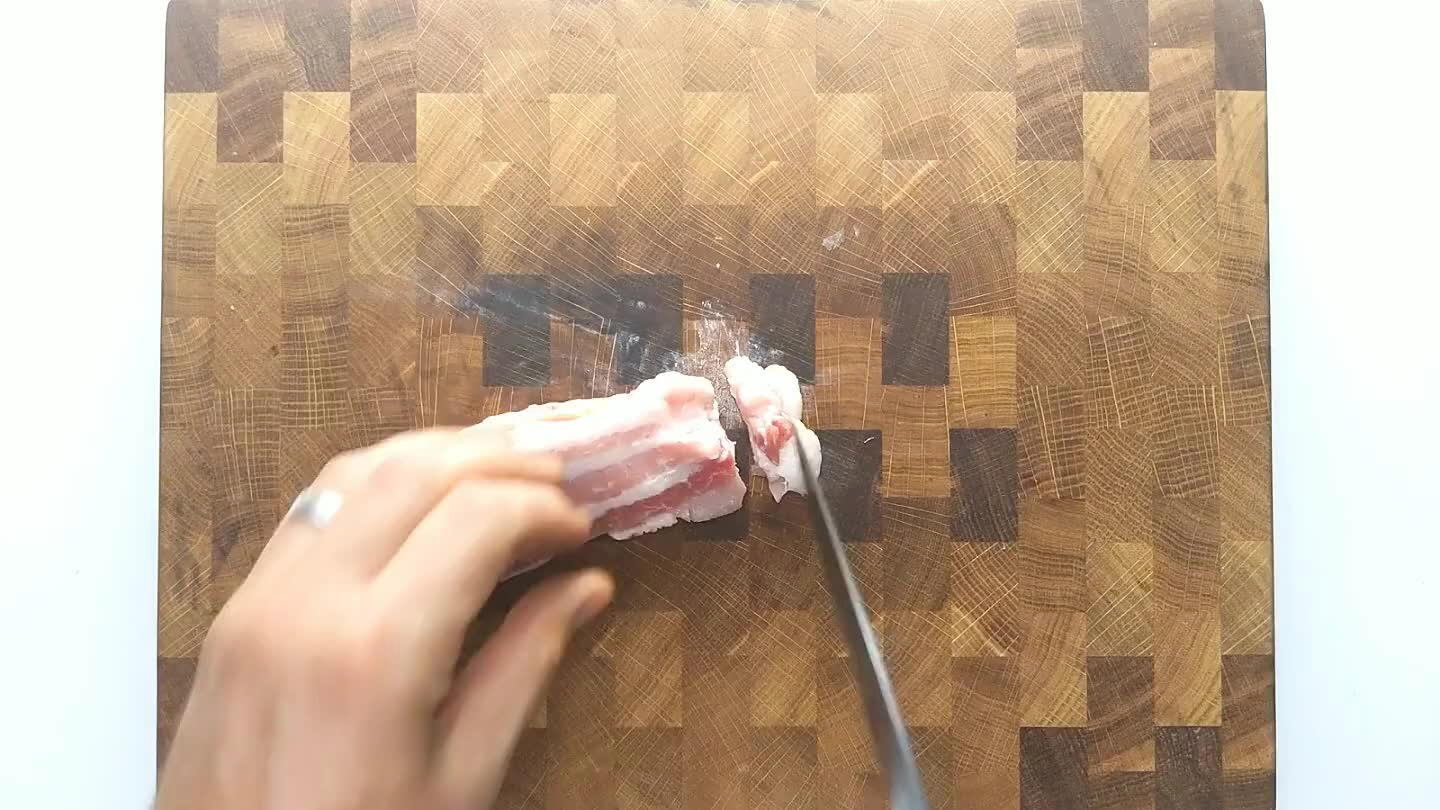 ue deseable, pero el tocino es delicioso y mucho más fácil de encontrar.