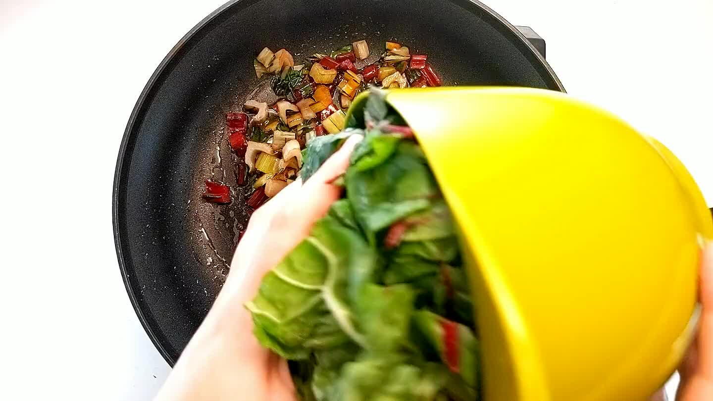 are nearly overflowing the pan!